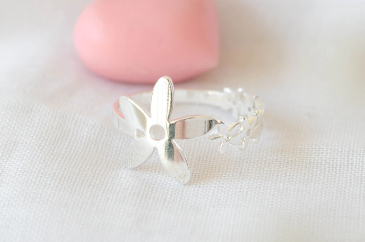 ABAN0114 Anillo flor grande