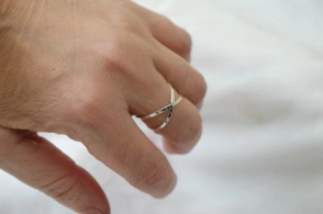ABAN0097 Anillo equis