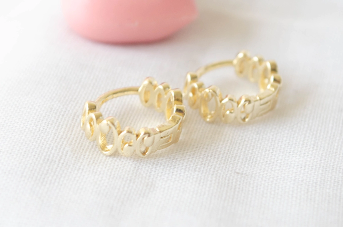 L-ARD0005 Aros huggies �valos