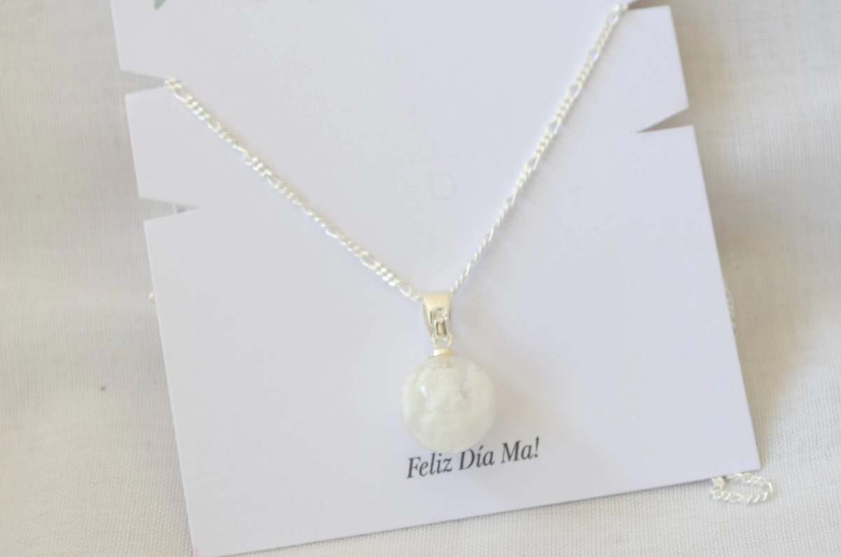 MA0042 Cadena + dije cielo blanco