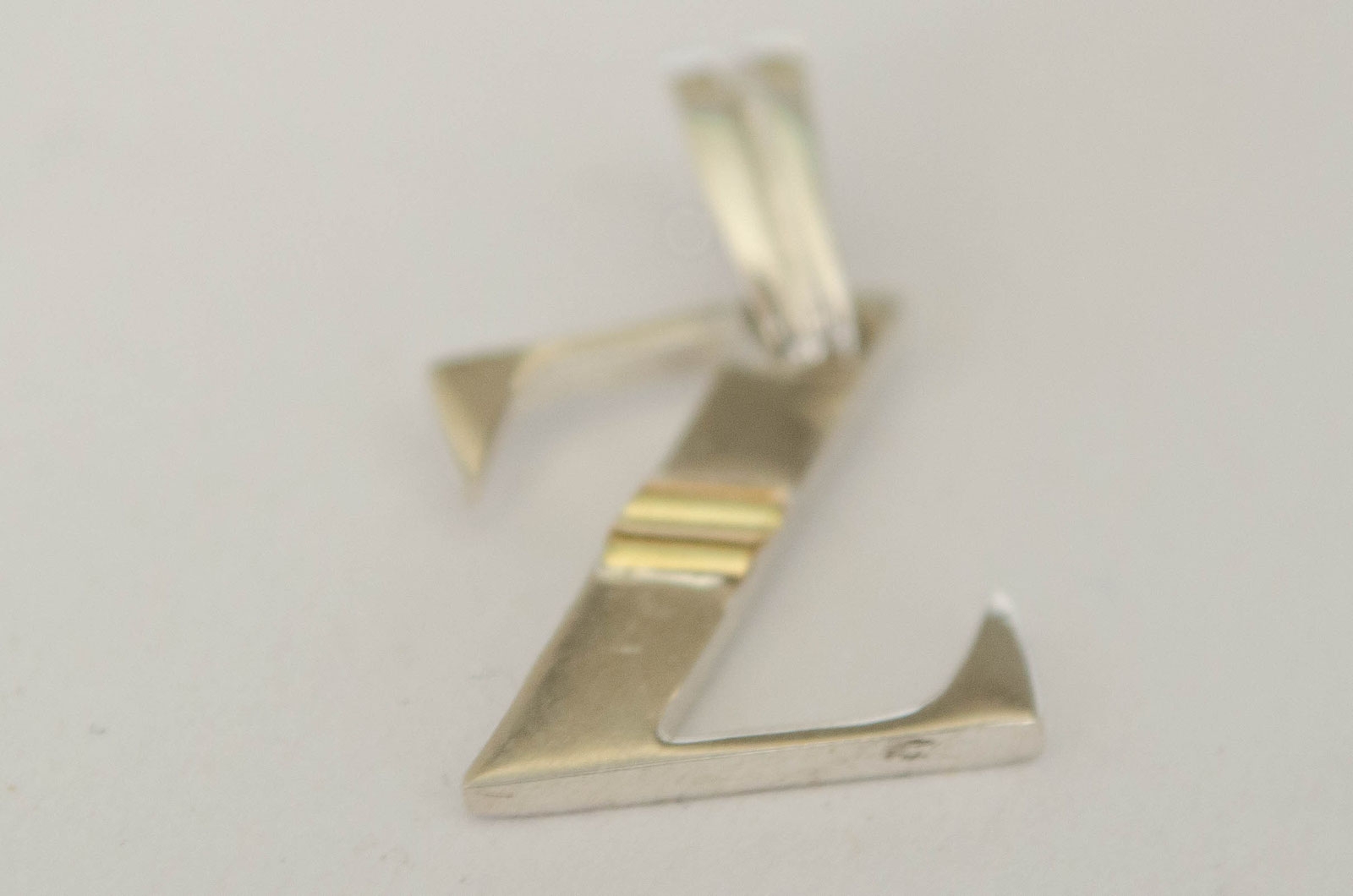 Dije inicial Z lneas con dubl - 