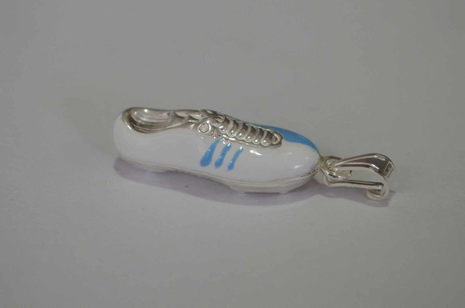 *Dije botn con esmalte - 