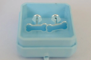 Aros abridores huesito celeste esmalte