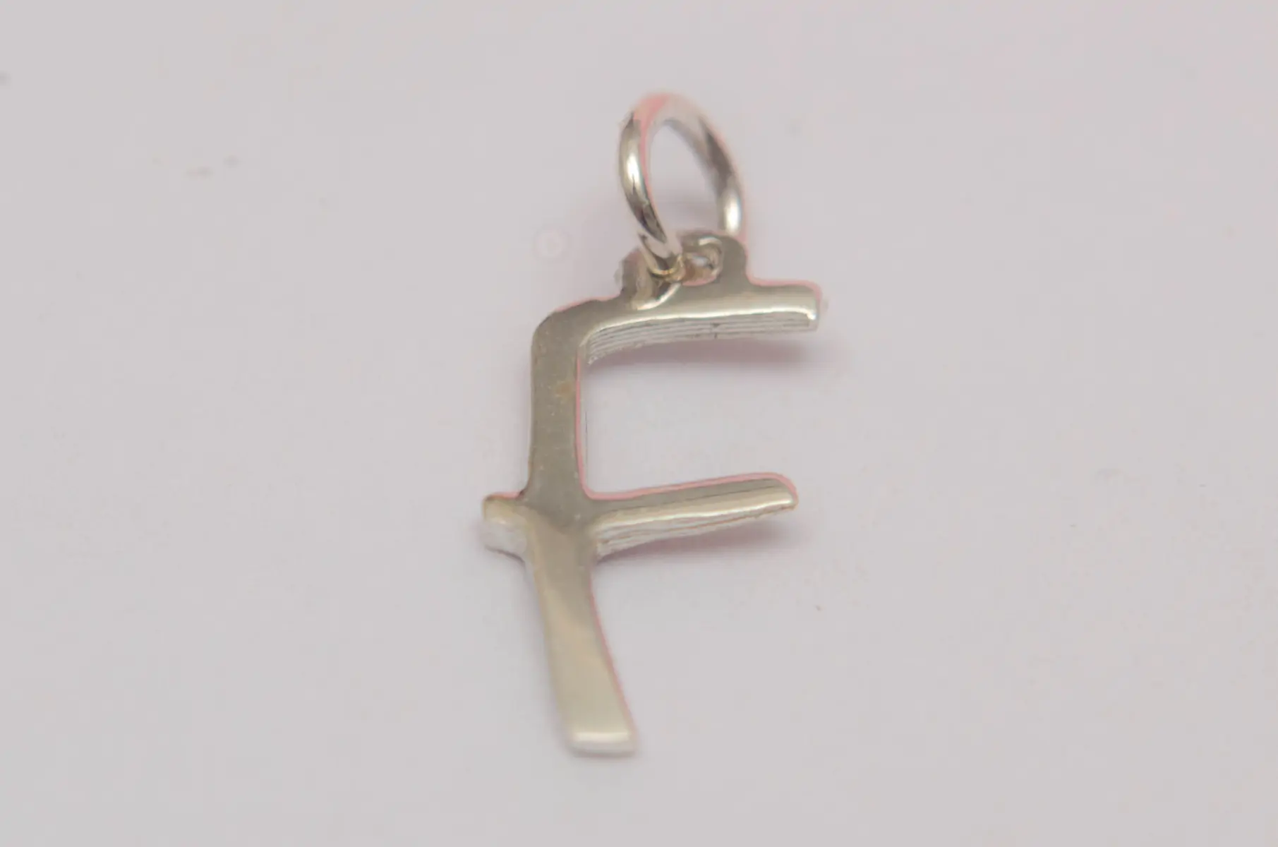 DI555 Dije inicial F 1.5CM - 1 - 1 - 1