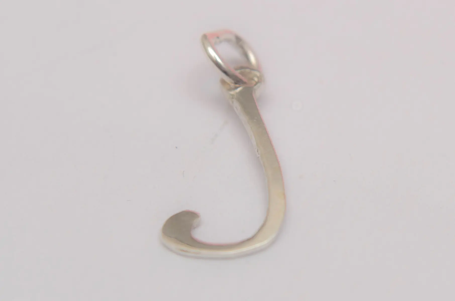 DI555 Dije inicial J 1.5CM  - 