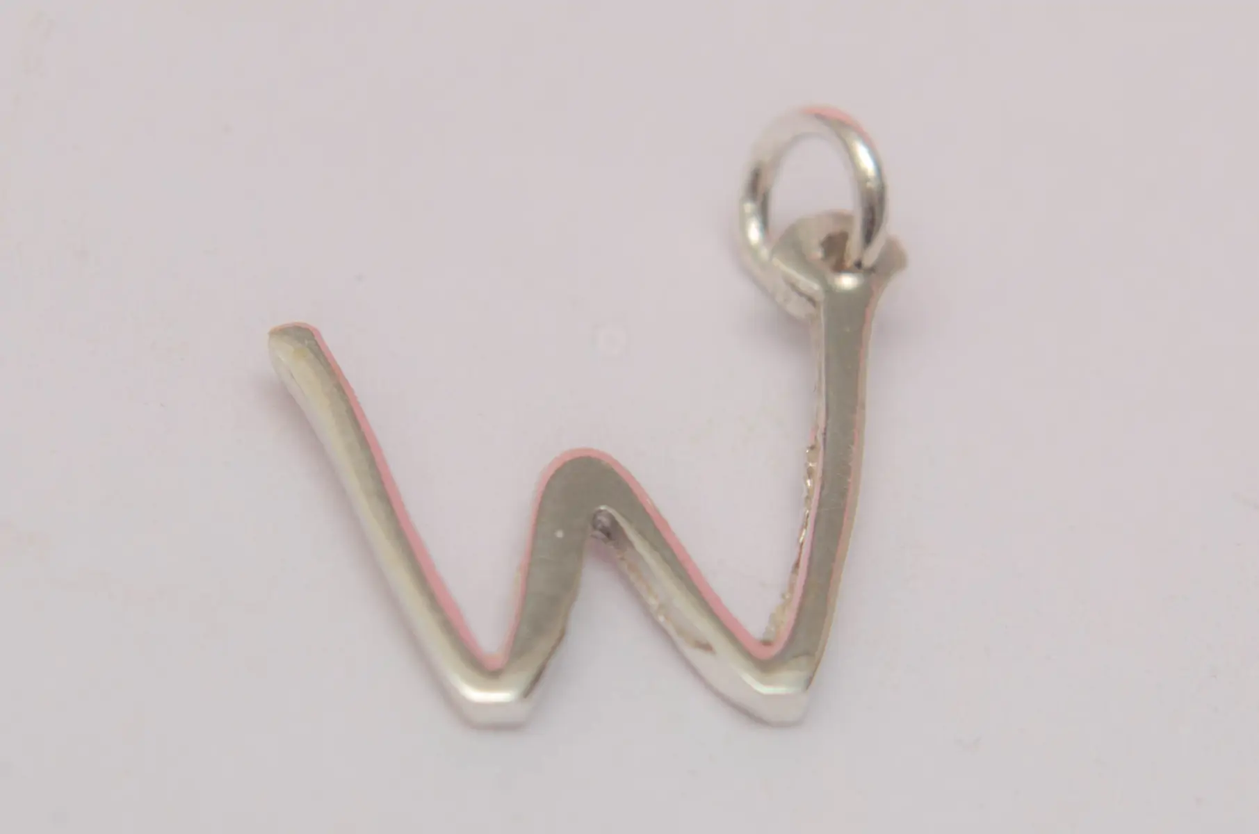 DI555 Dije inicial W 1.5CM    