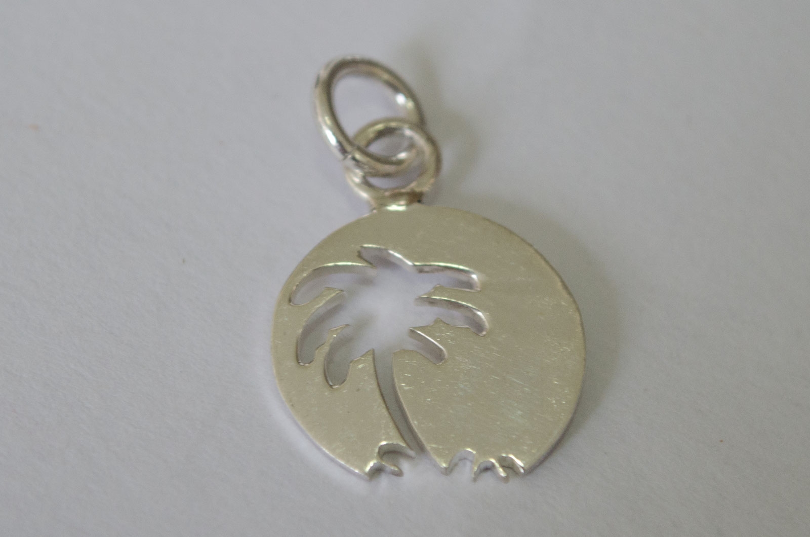 DI181 Dije palmera peruano - 1.8cm