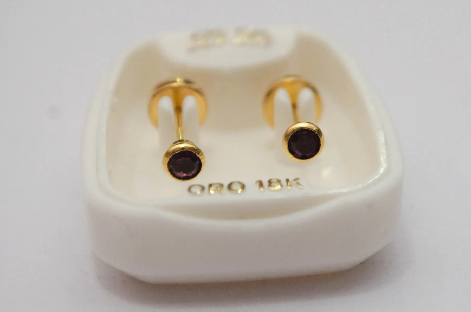 Aros abridores ORO 18K capuchn NEGRO