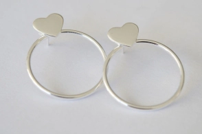 AR171 Aros argolla con corazón pasantes - 
