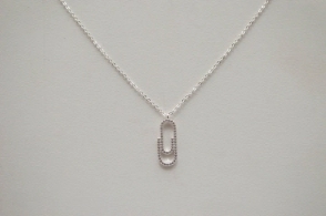CA682 Cadena con dije clip micropavé 42+2cm